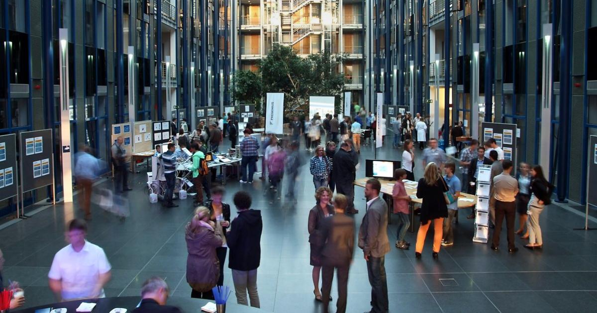 Fresenius beteiligt sich mit umfangreichem Programm an der sechsten „Nacht der Ausbildung