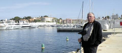 promenade_digestive_sur_les_quais_de_St_Jean_Cap_Ferrat
